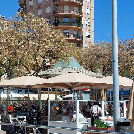 Pet Friendly - Apartamento Centrico Y Cerca De La Playa سانتا بولا المظهر الخارجي الصورة